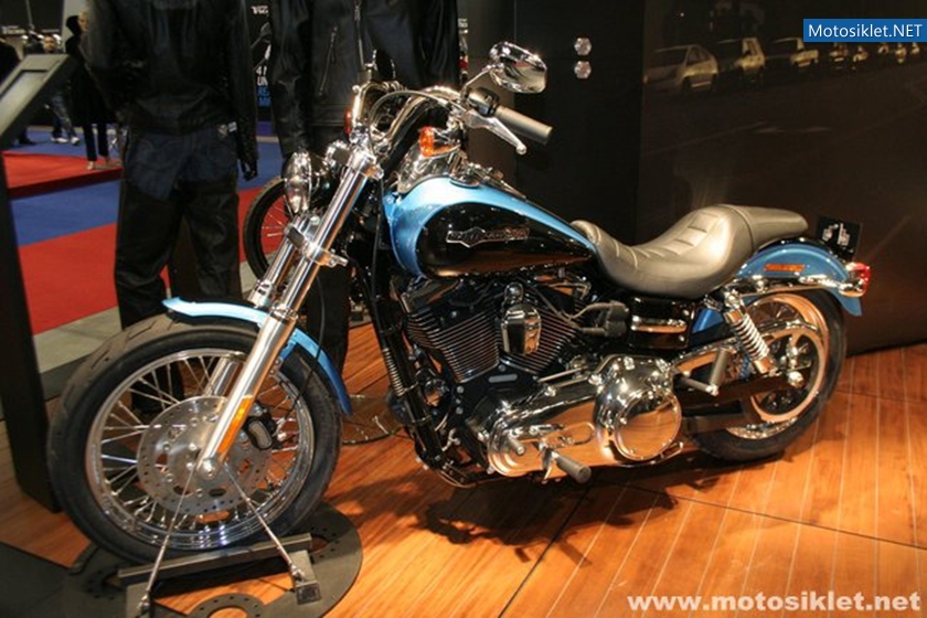 Harley-Davidson-Standi-Eicma-2010-038