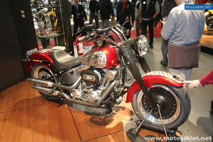 Harley-Davidson-Standi-Eicma-2010-045