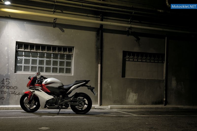 Honda-CBR-600F-008
