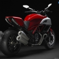 Ducati-Diavel-2011-Model-007