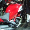 Ducati-Diavel-2011-Model-024