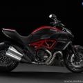 Ducati-Diavel-2011-Model-029