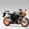 2011-Honda-CBR600RR-003