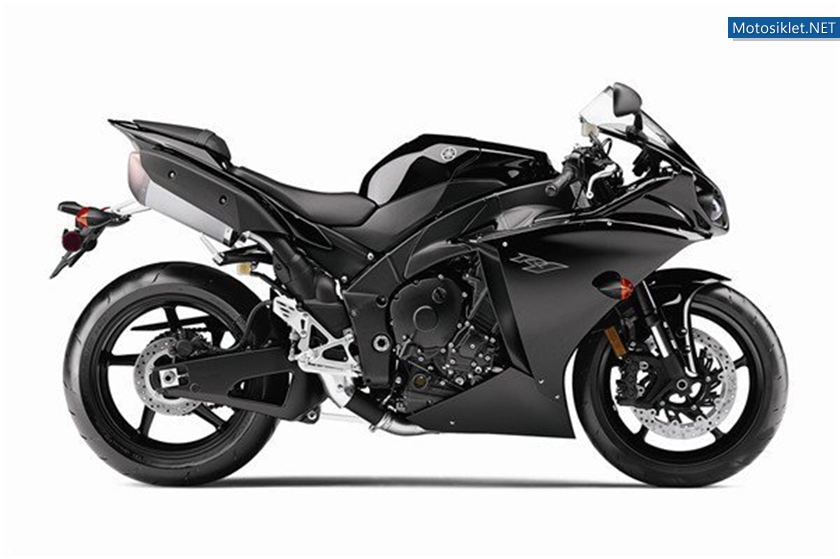 2011-Yamaha-YZF-R1-Fotograflari-039