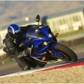 2011-Yamaha-YZF-R1-Fotograflari-003
