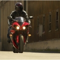 2011-Yamaha-YZF-R1-Fotograflari-005