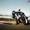 2011-Yamaha-YZF-R1-Fotograflari-006