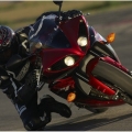 2011-Yamaha-YZF-R1-Fotograflari-007