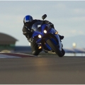 2011-Yamaha-YZF-R1-Fotograflari-008