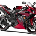 2011-Yamaha-YZF-R1-Fotograflari-015