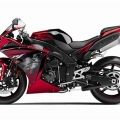 2011-Yamaha-YZF-R1-Fotograflari-031
