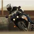 2011-Yamaha-YZF-R1-Fotograflari-046