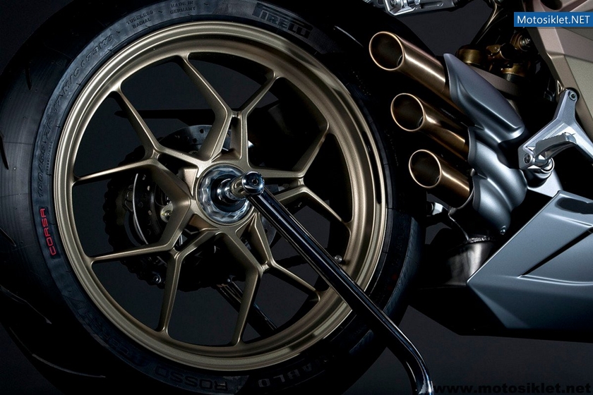 MV-Agusta-F3-008