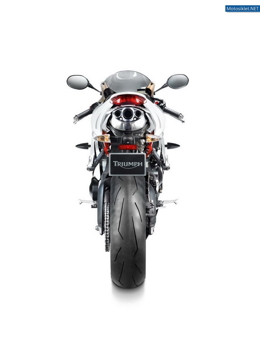 Triumph-Daytona-675R-2011-003
