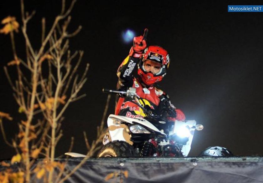 Canakkalede-Red-Bull-X-Fighters-ruzgari-esti-008