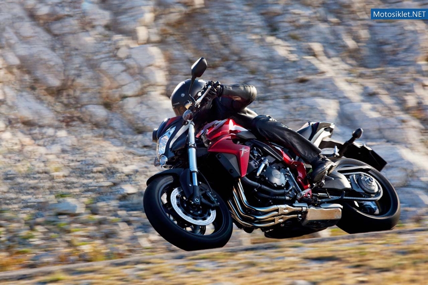 Honda-CB1000R-003