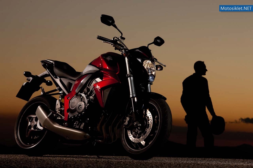 Honda-CB1000R-005