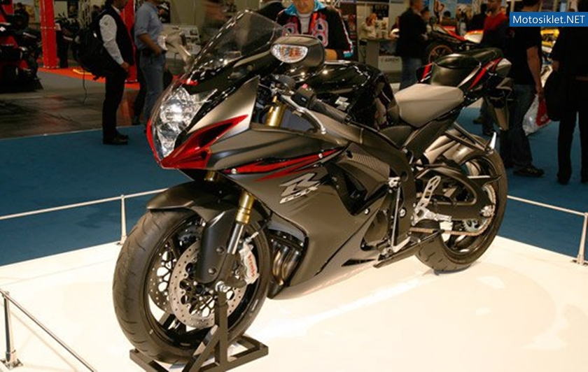 2010-INTERMOT-Motosiklet-Fuari-062