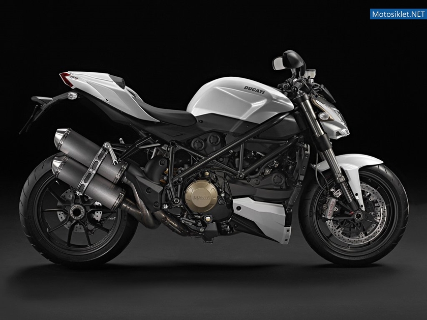 Ducati-Monster-696veStreetfighter-007