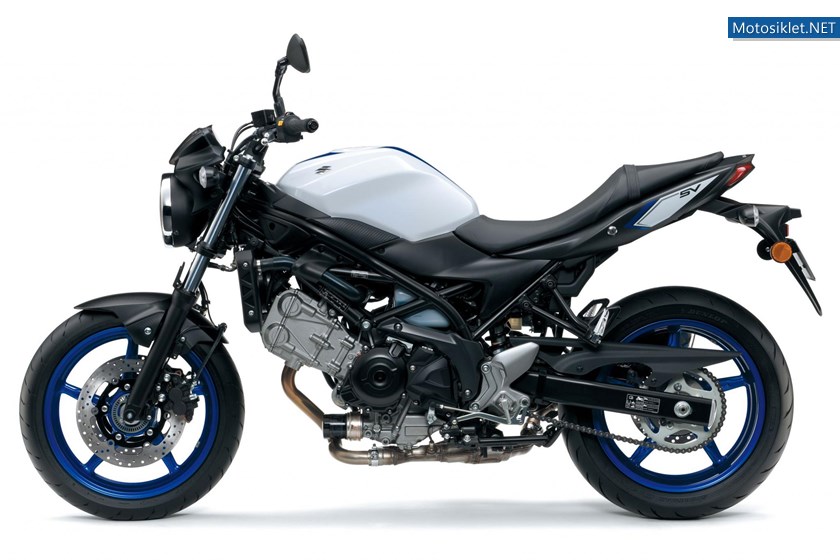 007_suzuki_sv_650t_2015