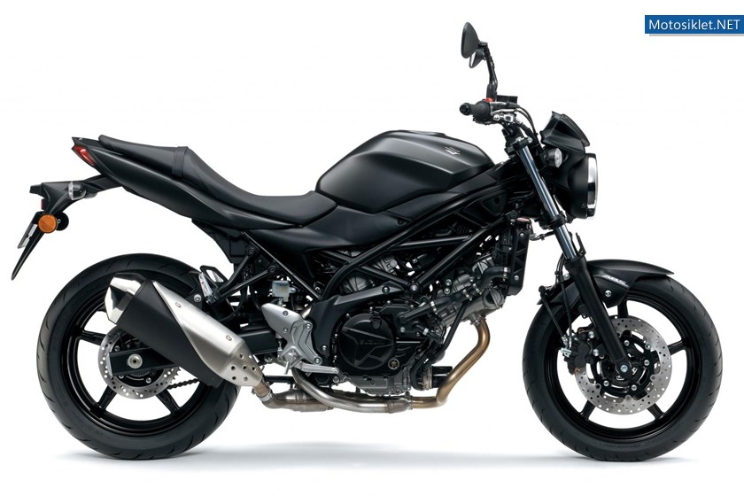 055_suzuki_sv_650t_2015
