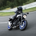 001_suzuki_sv_650t_2015