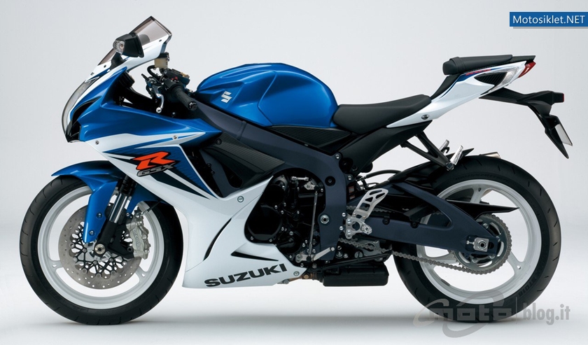 Suzuki-GSX-R600Suzuki-GSX-R-750-2011-049