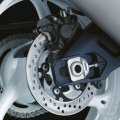 Suzuki-GSX-R600Suzuki-GSX-R-750-2011-045
