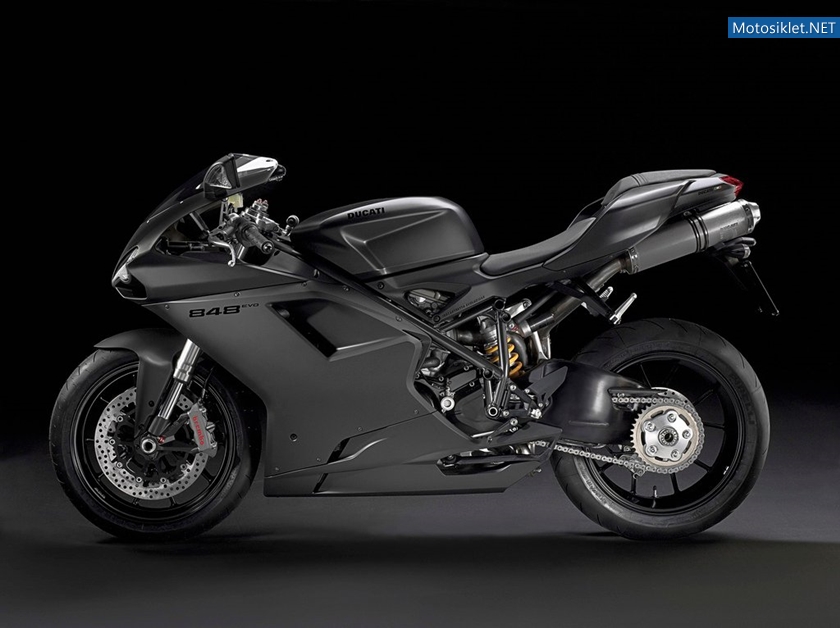 Ducati-848-Evo-2011-001