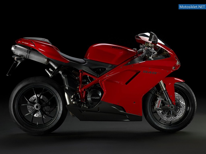 Ducati-848-Evo-2011-006