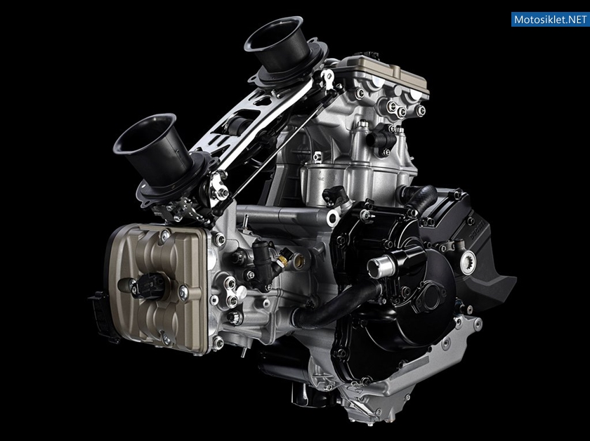 Ducati-848-Evo-2011-007
