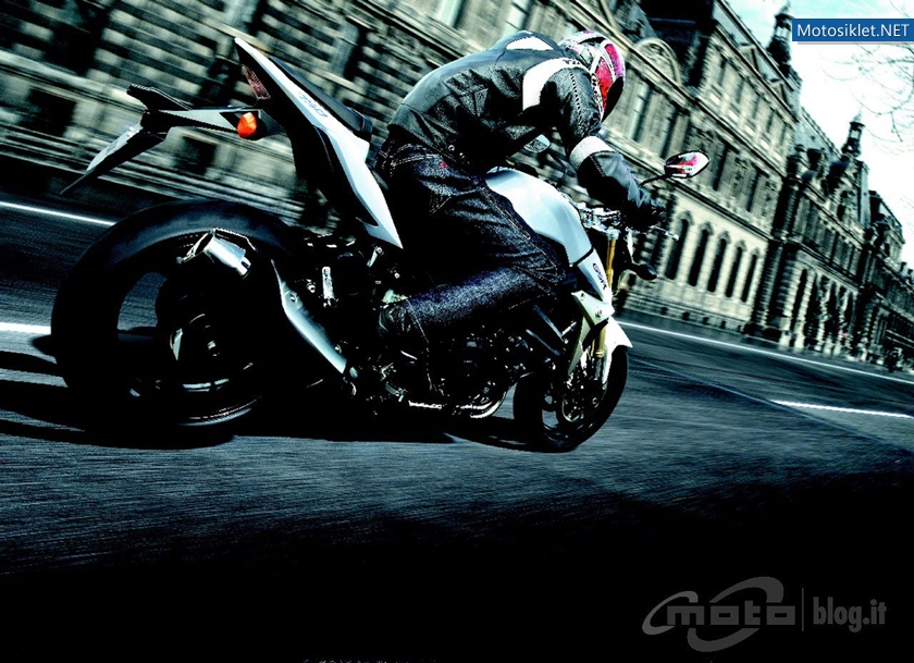 2011-Model-Suzuki-GSR750-003