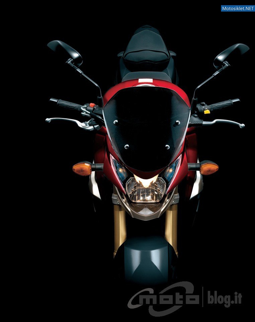 2011-Model-Suzuki-GSR750-016