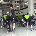2011-Kawasaki-ZX-10R-Ninja-006