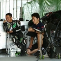 2011-Kawasaki-ZX-10R-Ninja-008