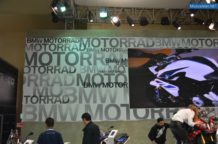 bmw-2016-motosiklet-fuari-01