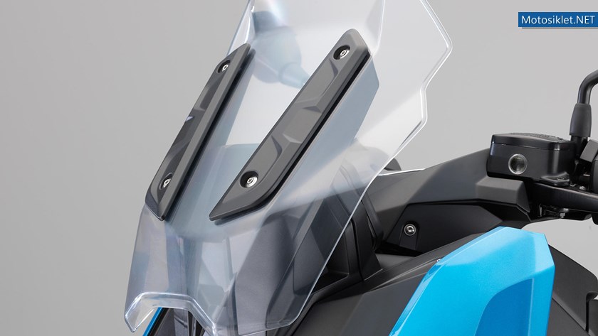 bmw-c-400-x-2018-17