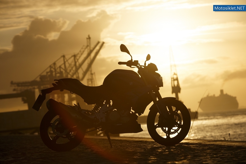bmw-g310r-breaks-cover-looks-perfect-video-photo-gallery_65