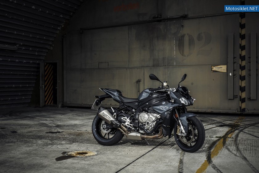 bmw-gamma-s1000-2017_93