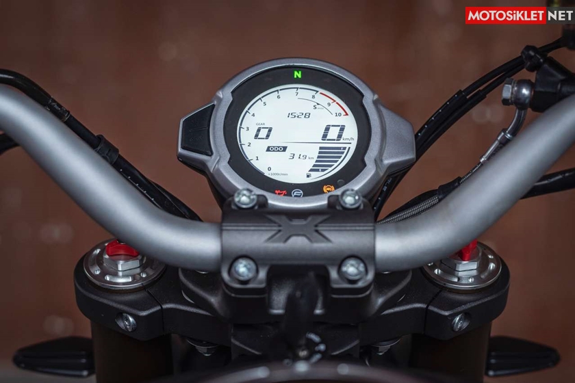 CFMOTO-700CL-06