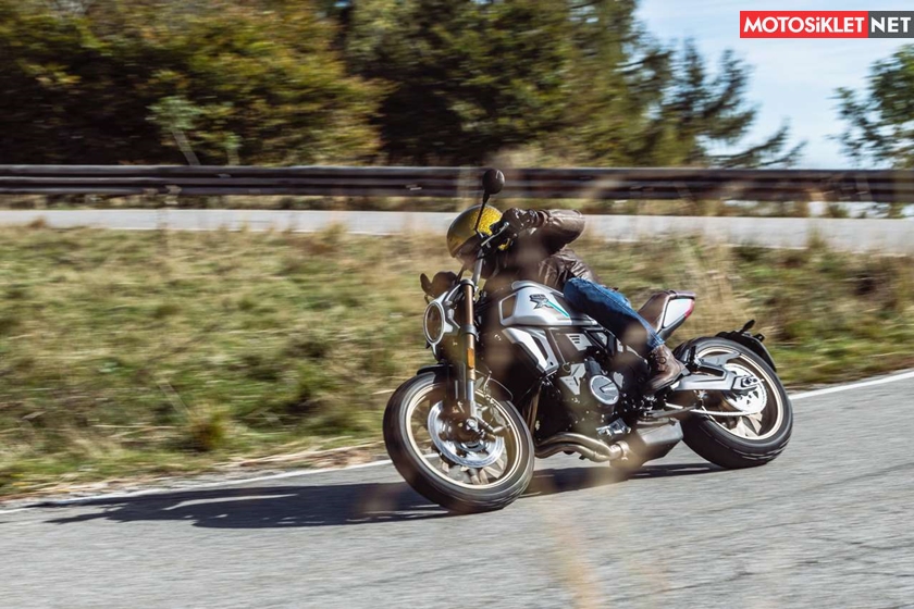 CFMOTO-700CL-15