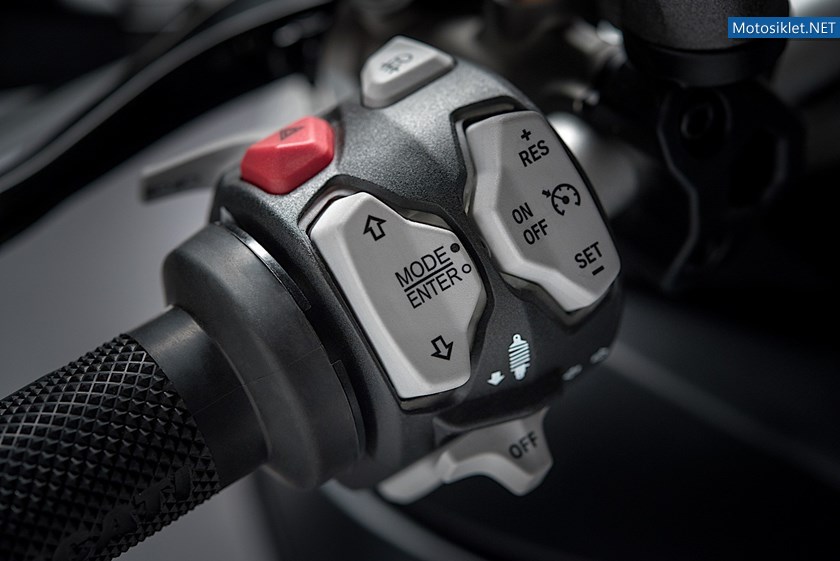 ducati-multistrada-1260-2018-8