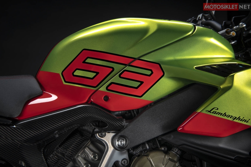 2023-ducati-streetfighter-v4-lamborghini-06
