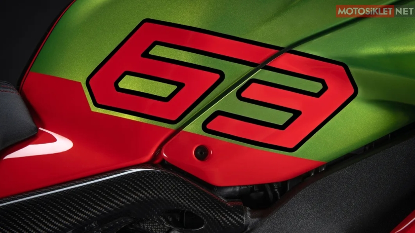 2023-ducati-streetfighter-v4-lamborghini-32