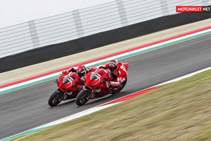 DucatiPanigaleV4R201919