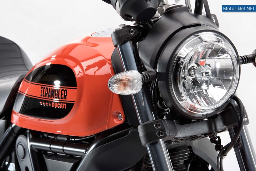 2016-Ducati-Scrambler-Sixty2-14