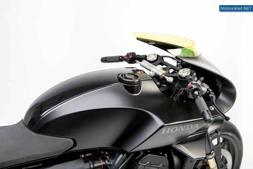 honda-cb4-interceptor-2018-10