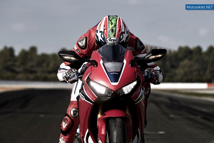 honda-cbr1000rr-20171475495185