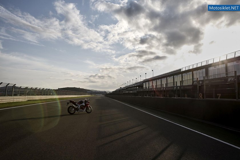 honda-cbr1000rr-201720