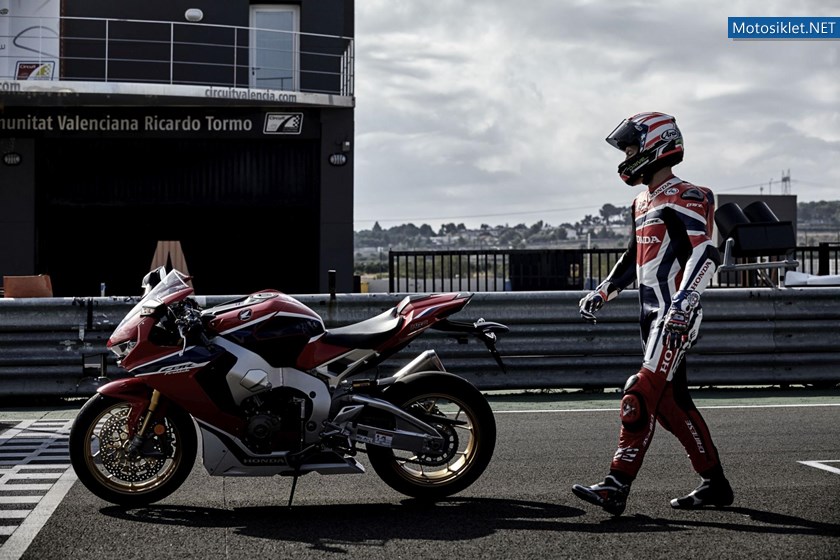 honda-cbr1000rr-20178